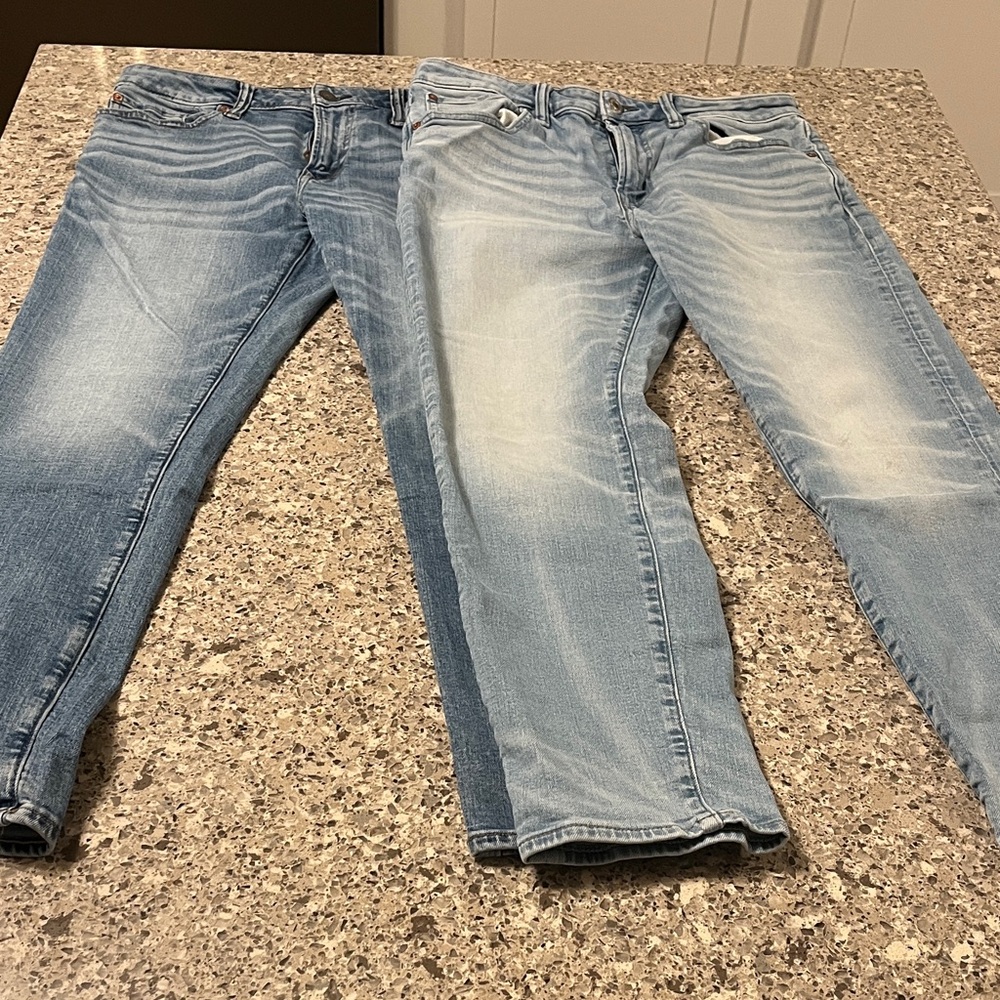 2 Pairs American Eagle Men’s Jeans